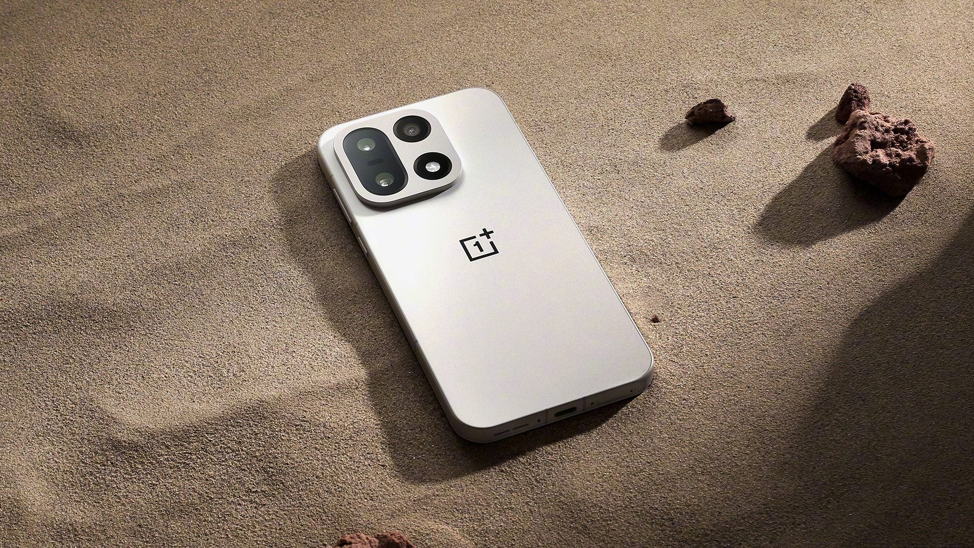 OnePlus 15 lifestyle image for marketing