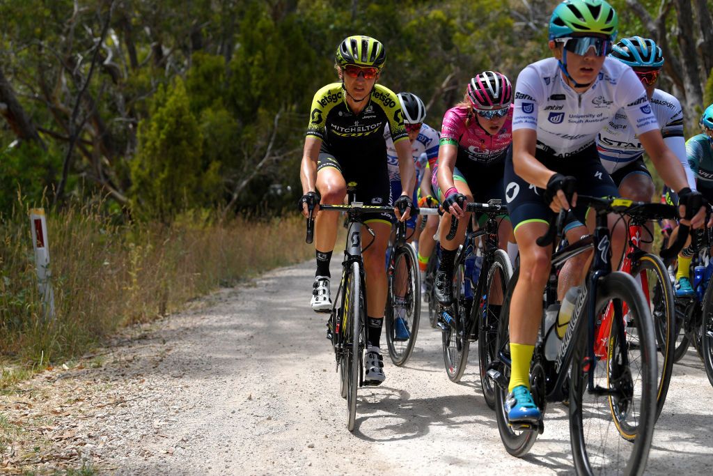 The dirt roads shook up the Women's Tour Down Under peloton