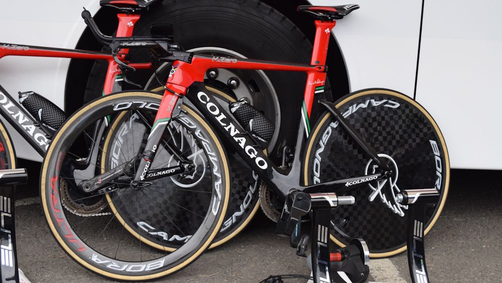 It's hard to miss UAE Team Emirates' team bikes