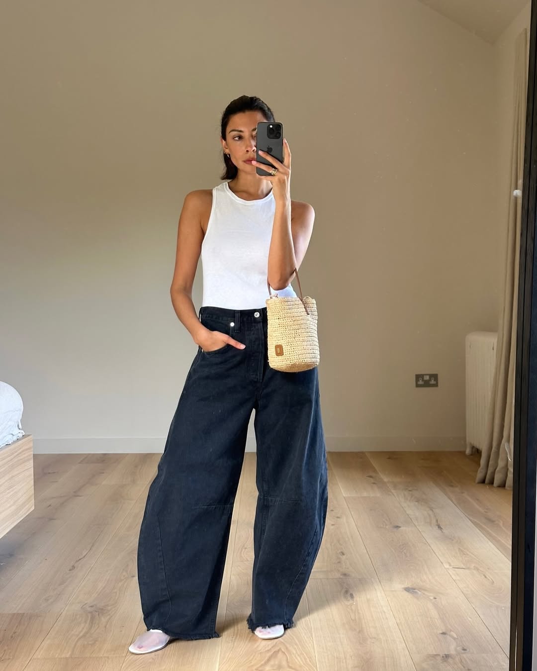 Barrel leg jeans outfits