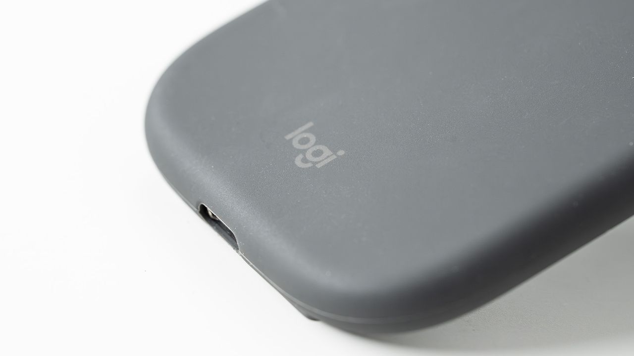 Logitech Mobi Fold travel mouse