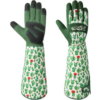 Pair of pruning gloves