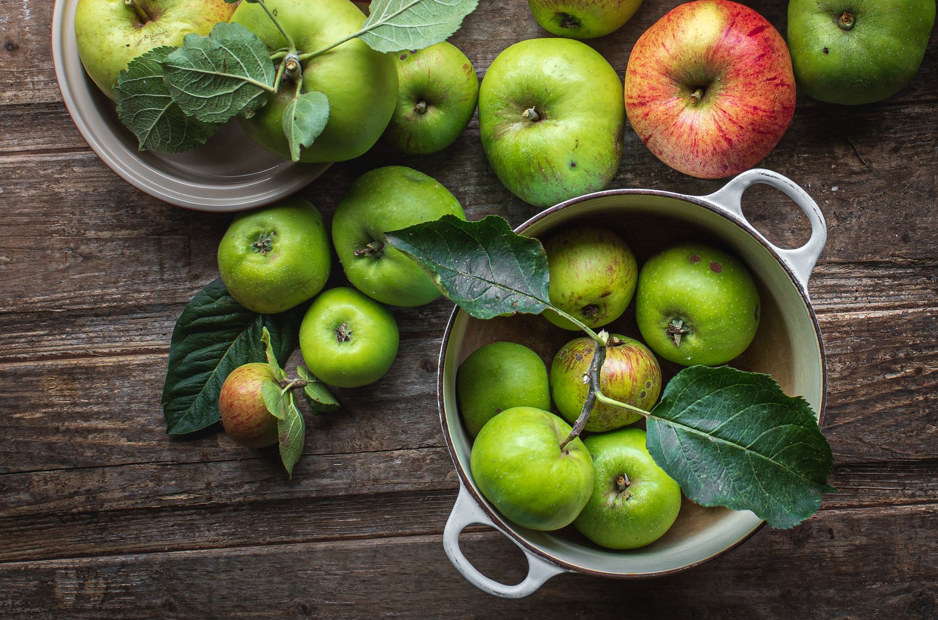 Apples on a table