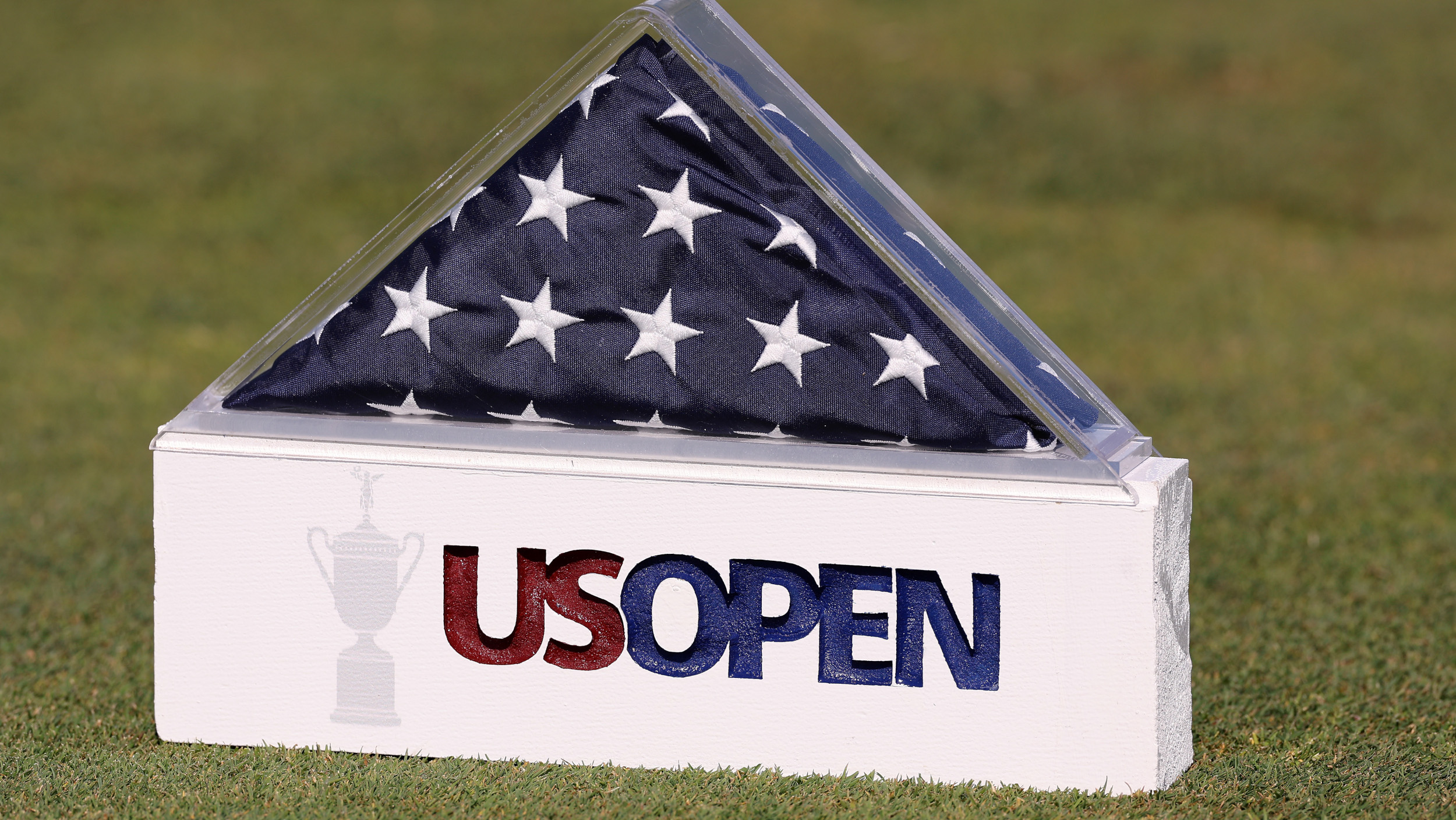 Tee marker at US Open 2026 at Shinnecock Hills