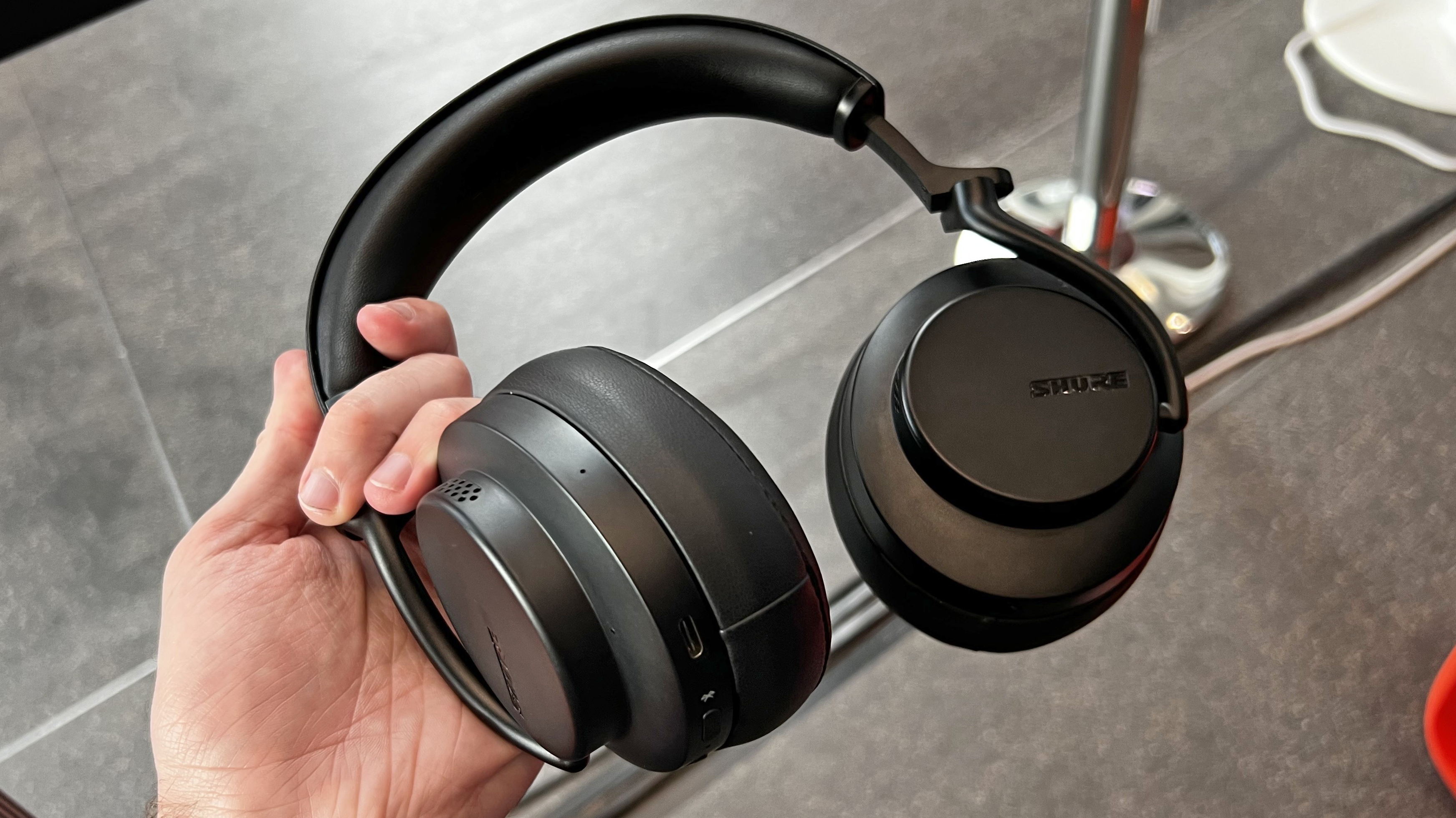 I tried Shure's new ANC headphones, and audiophiles need to take