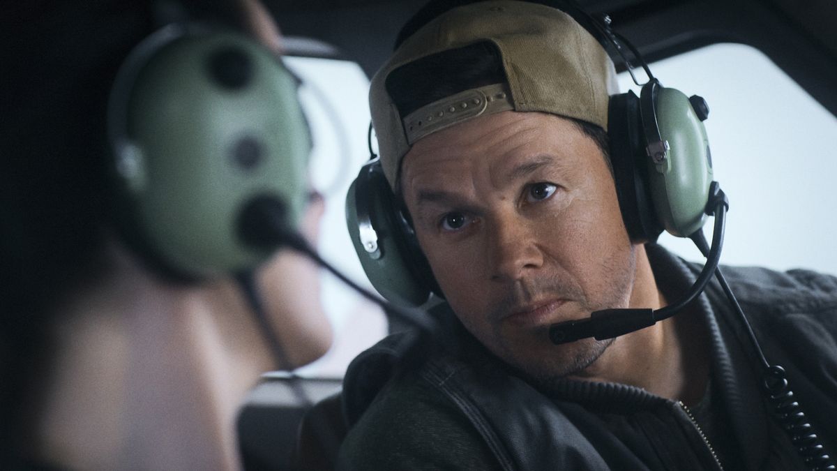 Mark Wahlberg in Flight Risk