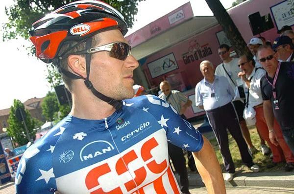 David Zabriskie (Team CSC) focuses.
