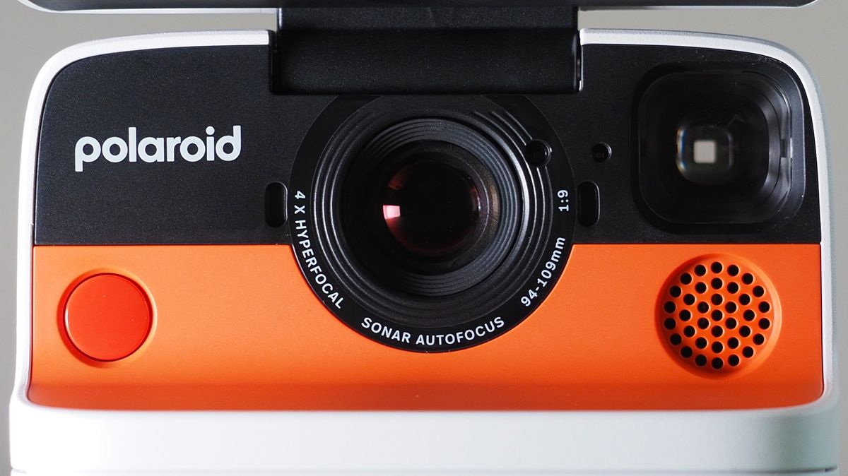 Close-up of the Polaroid Flip lens and sonar area