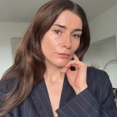 Eleanor Vousden after using Victoria Beckham Beauty illuminator in golden
