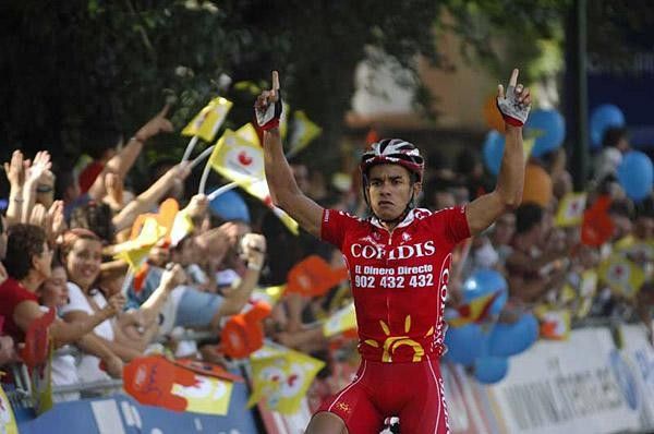 A serious salute for Colombian Leonardo Duque