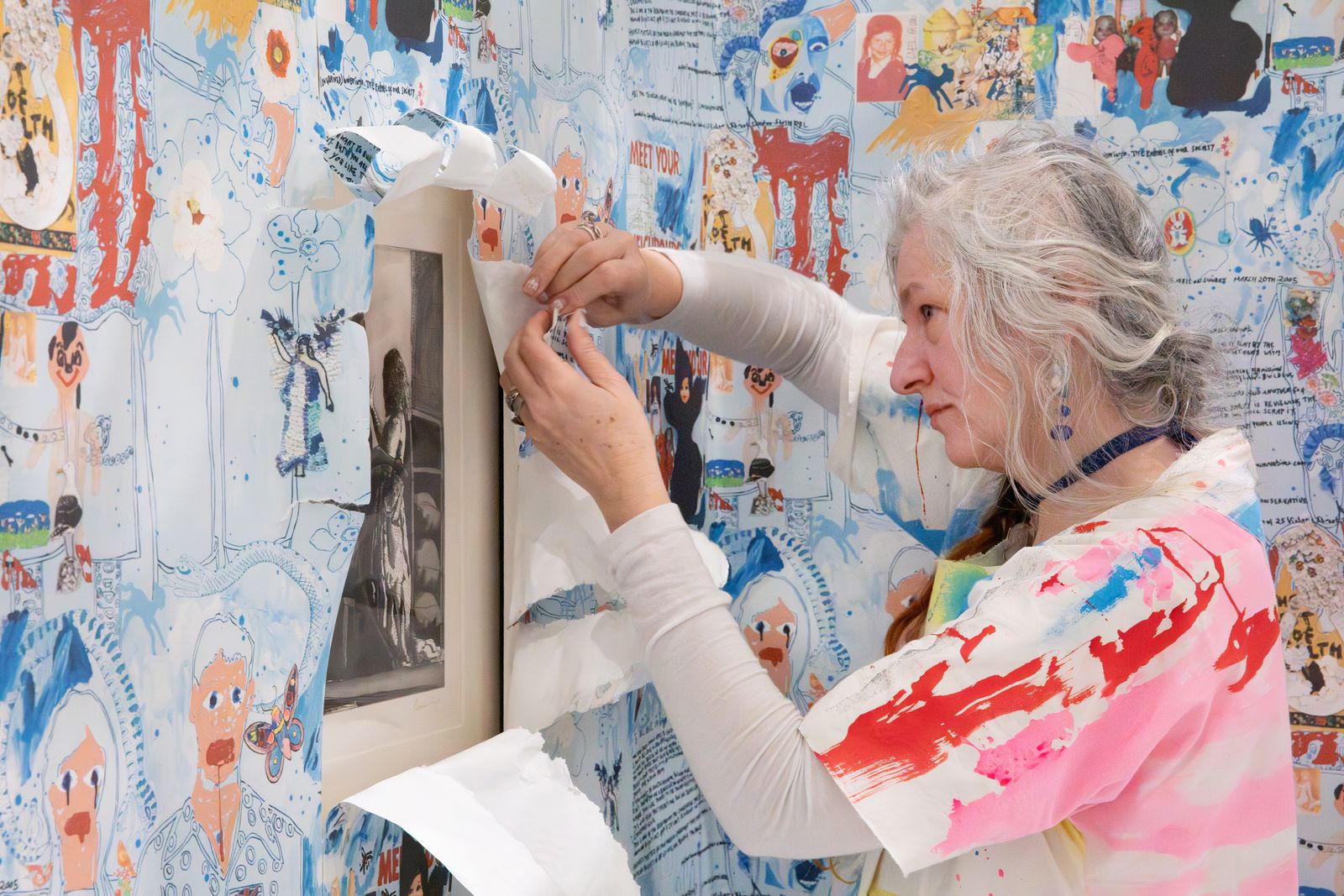 Artist Delaine Le Bas at work