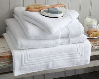 Superior 900 GSM Long Staple Combed Cotton 3 Piece Towel Set