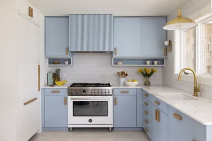 8 of the most calming colors for a small kitchen | Livingetc