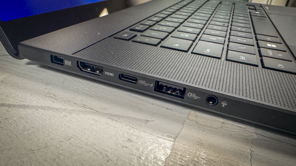 Asus ProArt P16 H7606WX