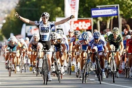 Australian Matthew Goss wins the final sprint at the end of Paris-Brussels