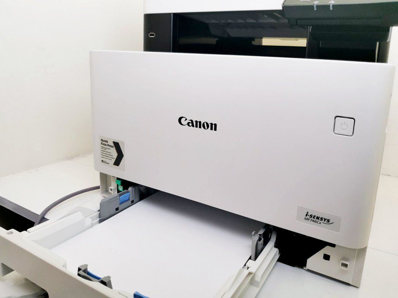 キャノン（canon） Canon i-SENSYS LBP243dw - Specifications - Canon Central and North