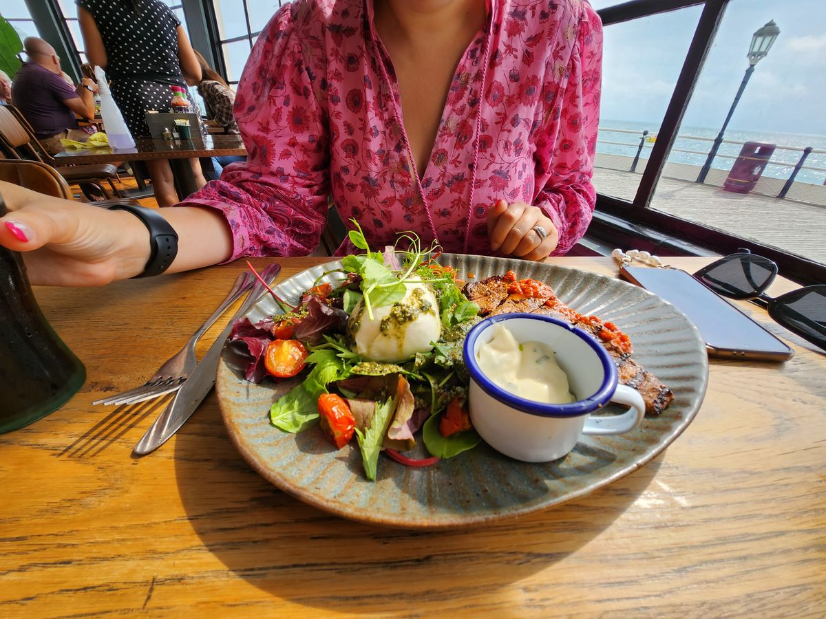 Samsung Galaxy Z Flip 4 camera sample food ultrawide