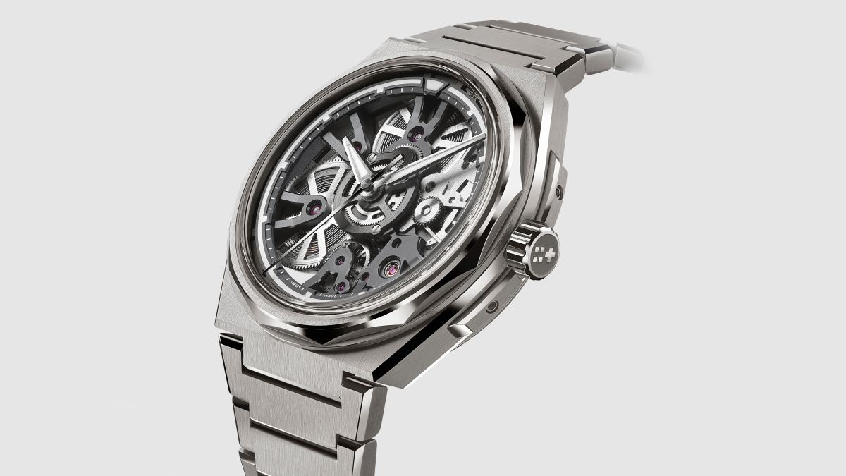 【C17112】SEIREN/THE NEW WORLD Christopher Ward Debuts a Skeletonized Twelve X | Hypebeast
