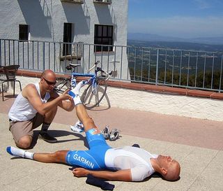 Treatment in the sun - Svein Tuft is treated after a training ride in Girona.