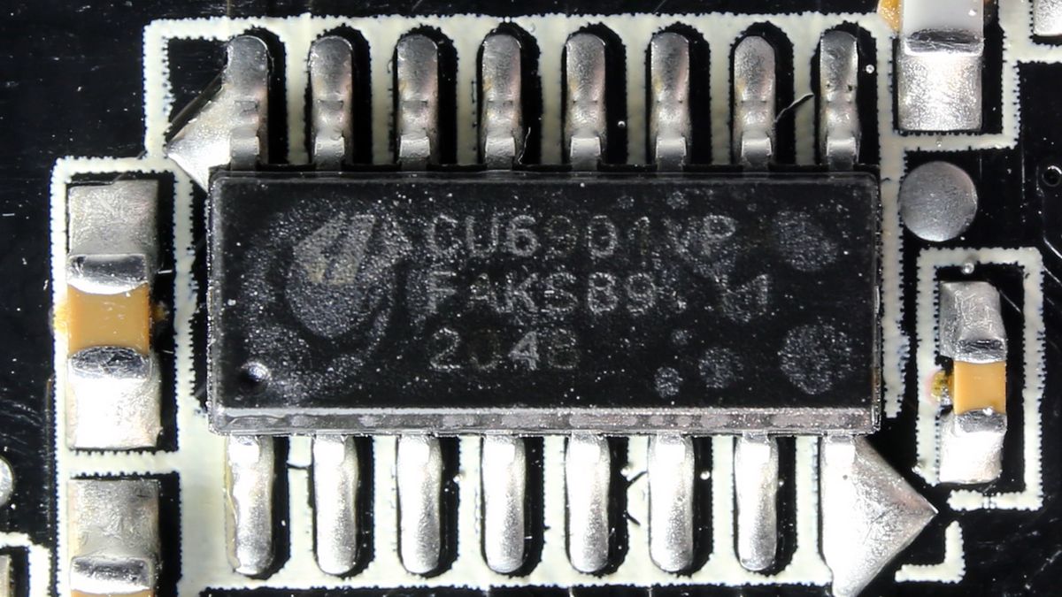EVGA 1000 P6