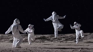Who here wouldn't act like this on their first trip to the lunar surface?! How much fun would that be..?!