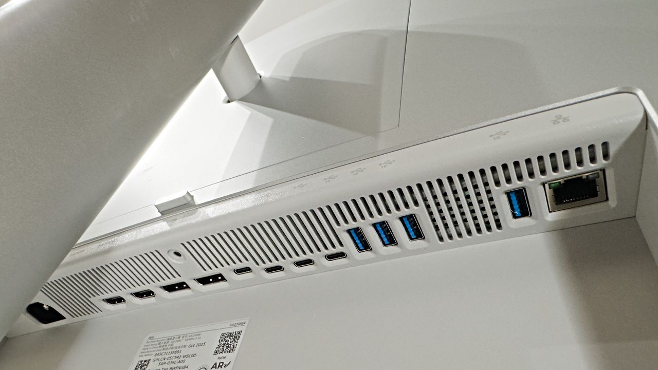 The Dell Ultra Sharpe U5226KW monitor
