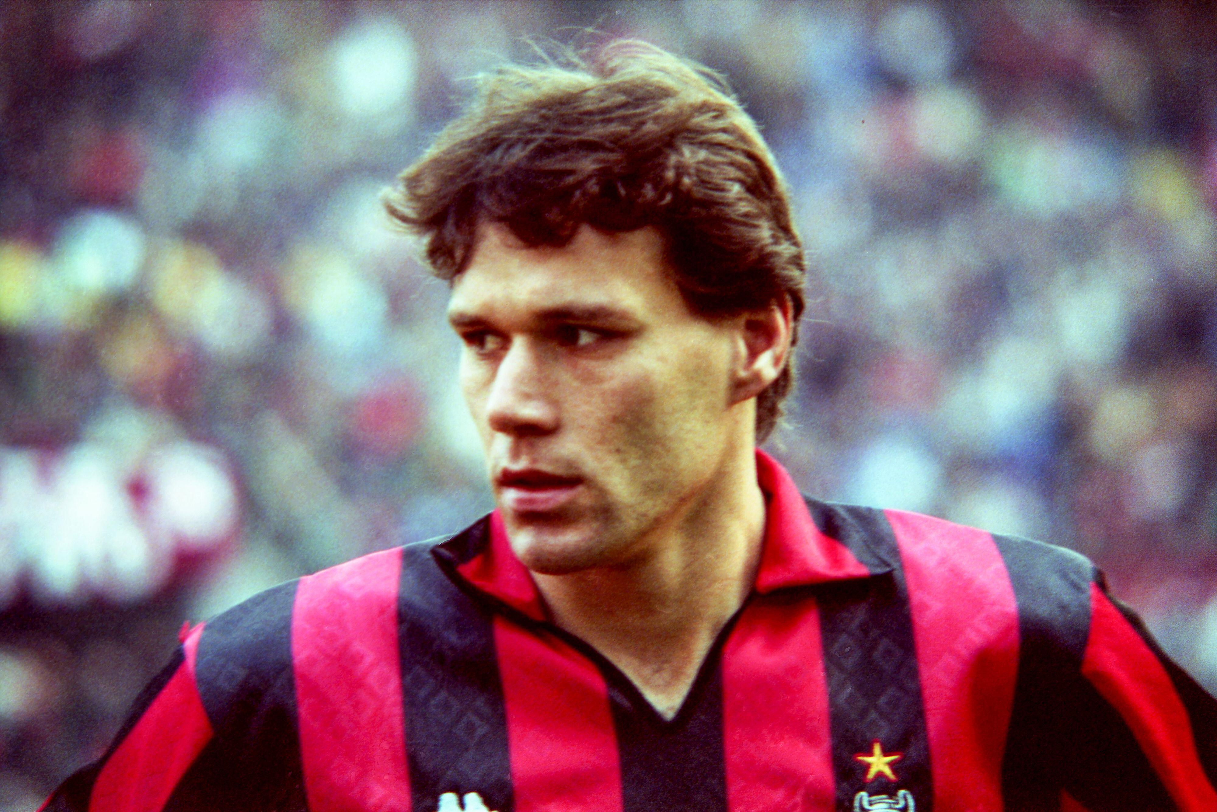 Marco van Basten playing for Milan in 1990