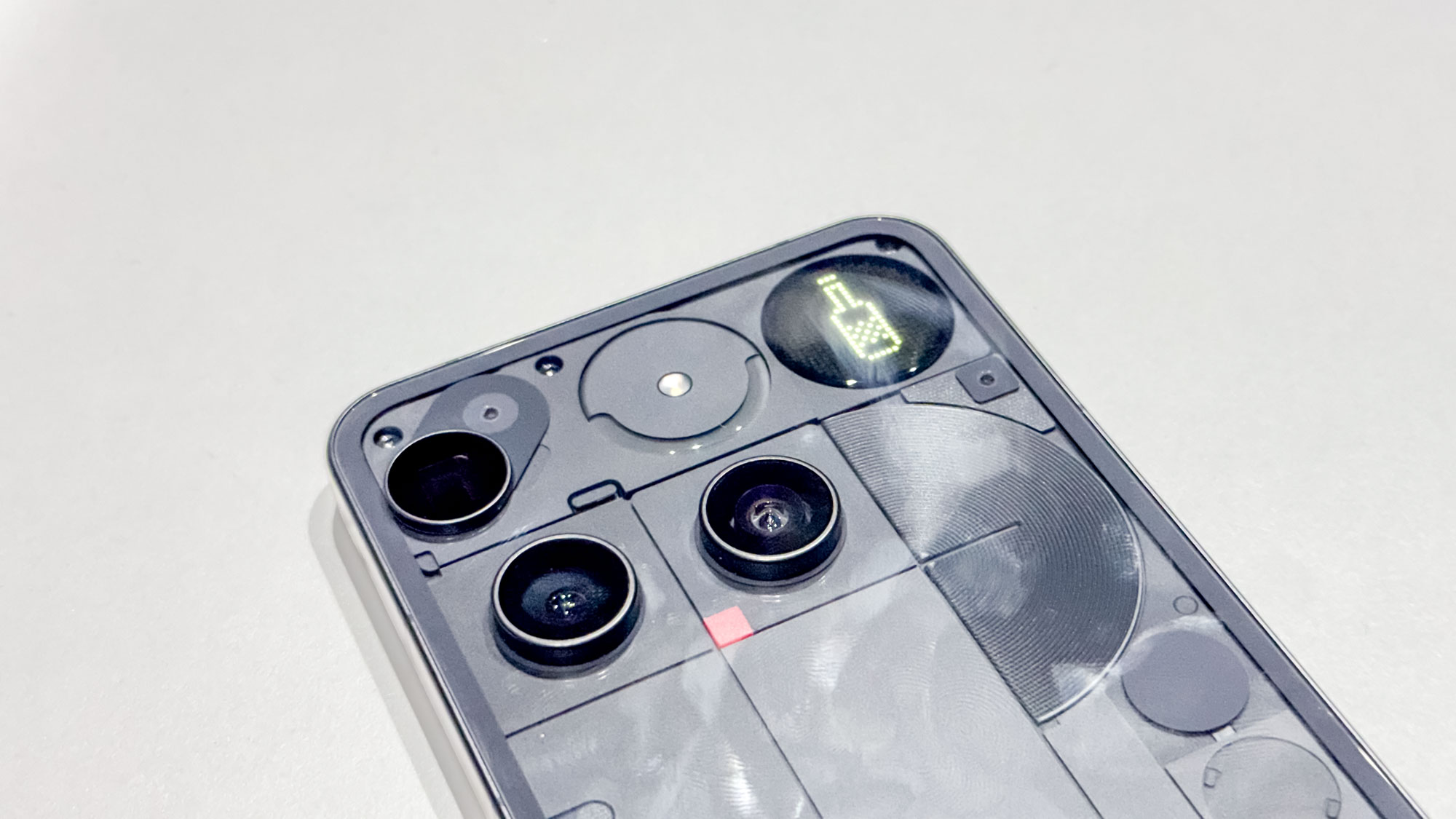 Nothing Phone 3 Glyph Matrix Spin the bottle