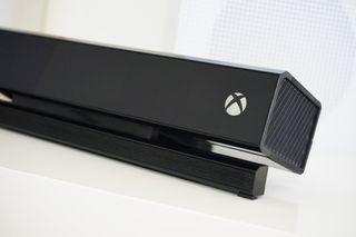 Xbox One S com Kinect 