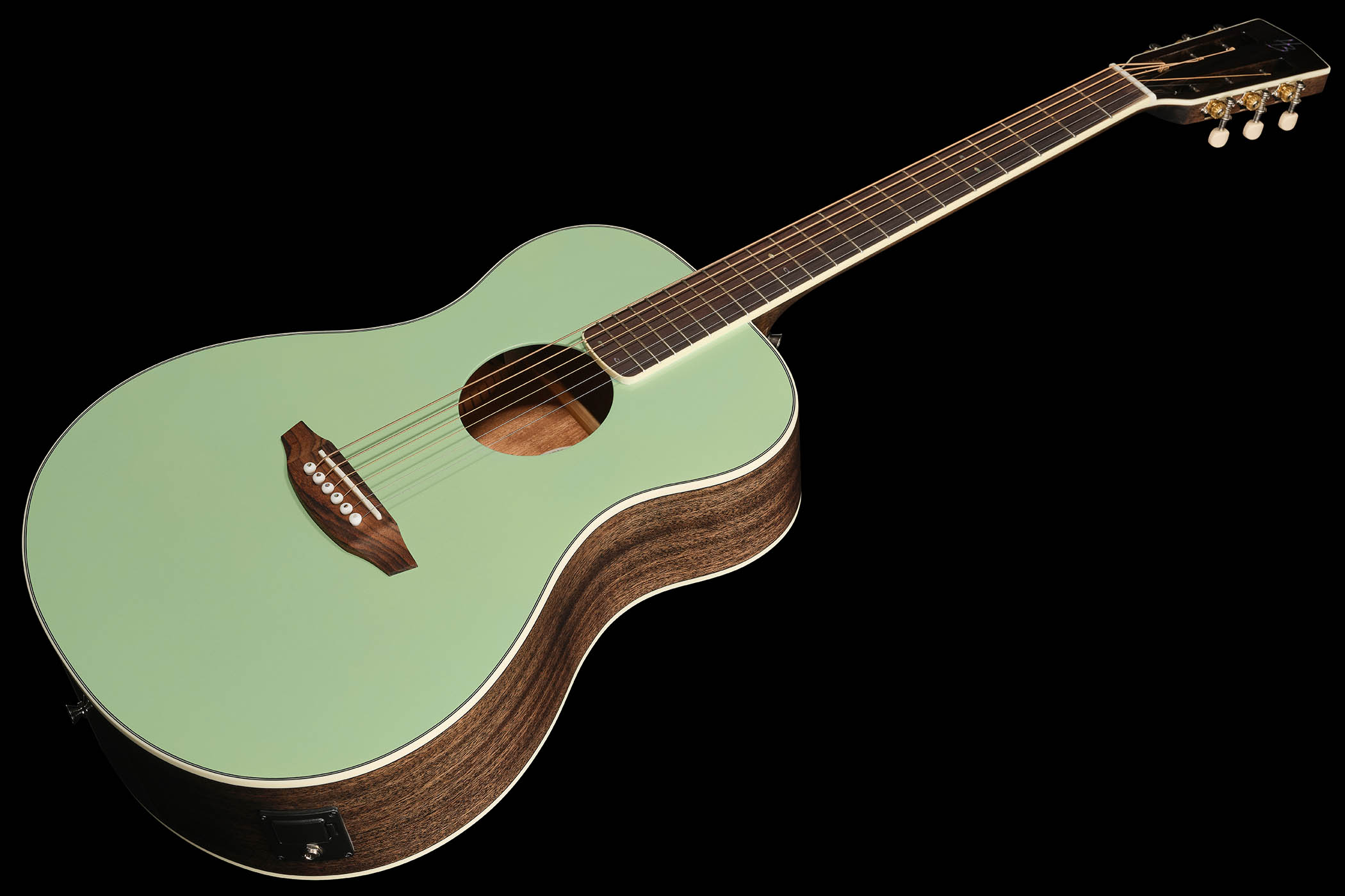 Harley Benton CLF-50E Parlor Metallic: the compact-bodied acoustic has been launched with a range of metallic finishes.