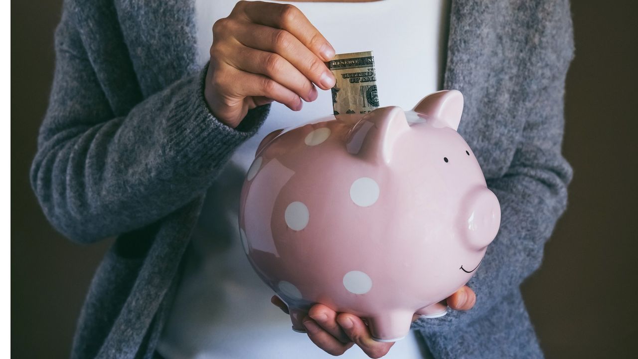 MoneyWireDaily — Don't Lock in a Long-Term CD Yet: The Moves to Make Instead