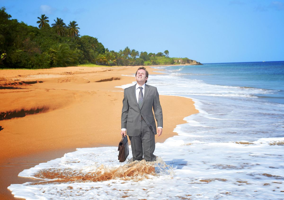 Ben Miller suited and booted in sunny Death in Paradise.