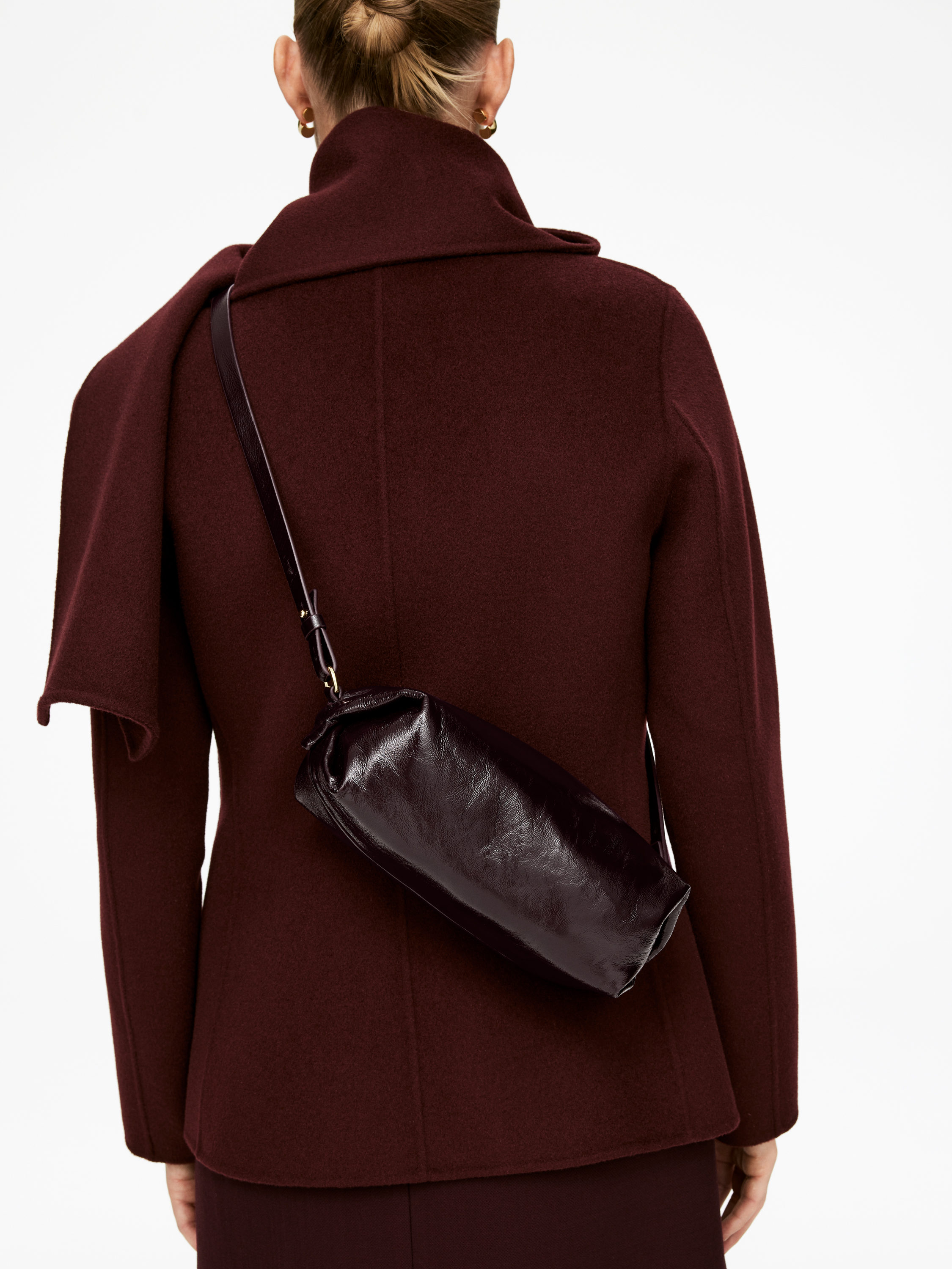 Lacquered Crossbody Bag &amp;ndash; Burgundy &amp;ndash; Women &amp;ndash; Arket Gb
