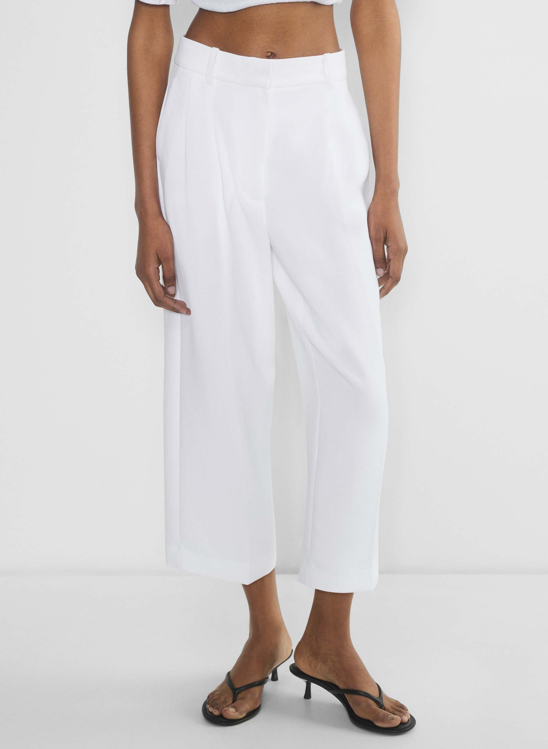 Aritzia, The Effortless Pant Cropped
