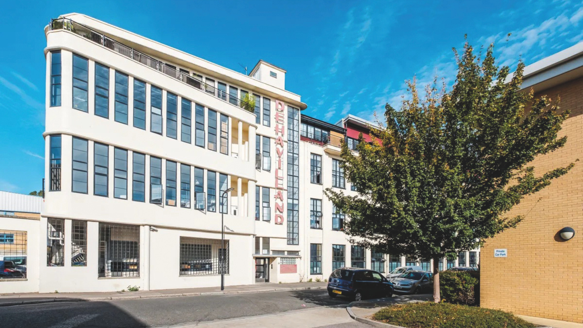 London, Dehavilland Studios, Clapton E5