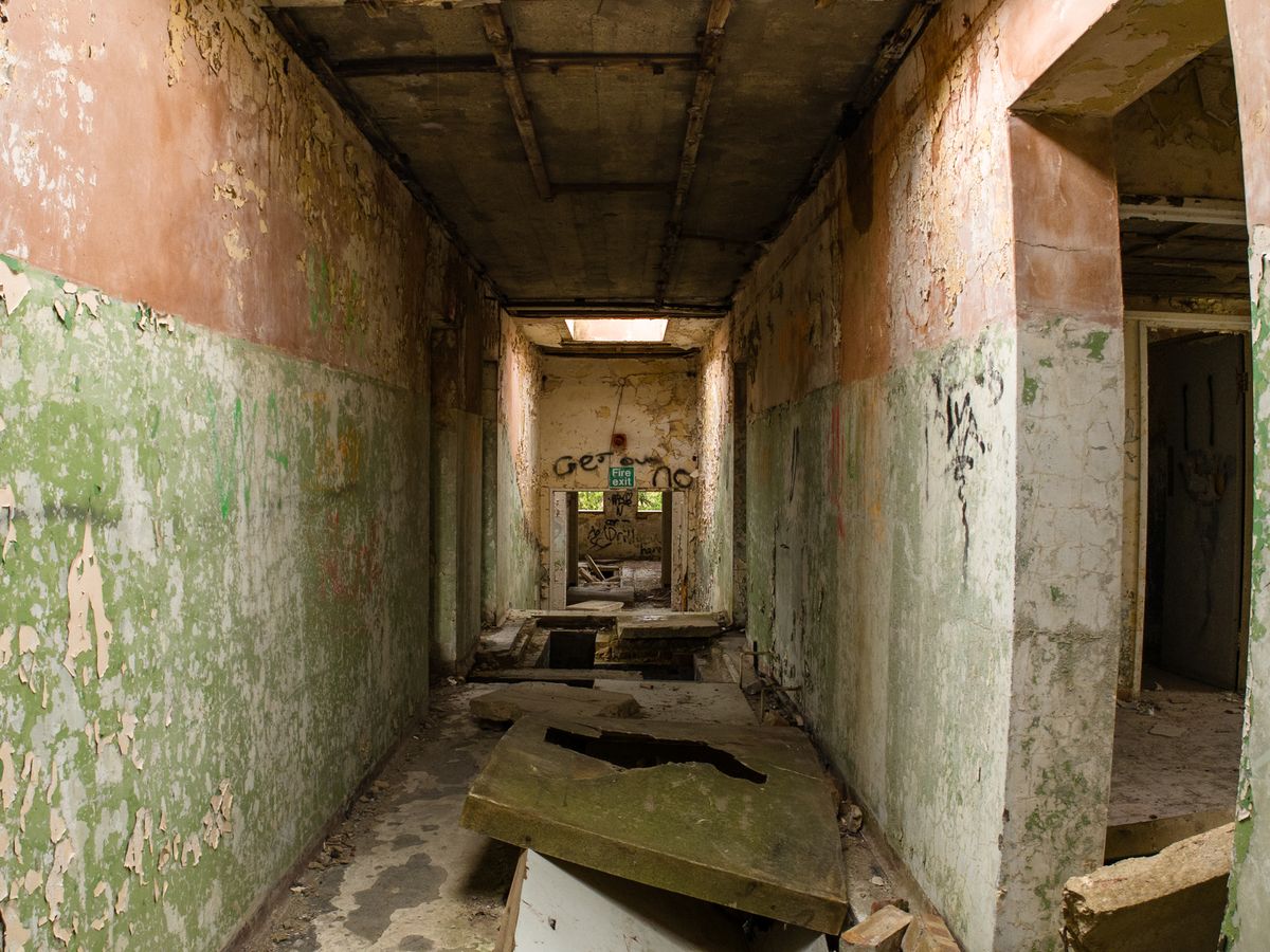Photo of the interior of a derelict building taken with the DJI Mini 4 Pro and the wide-angle lens attachment