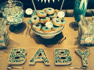 Decorations at Gwen Stefani's baby blue themed shower