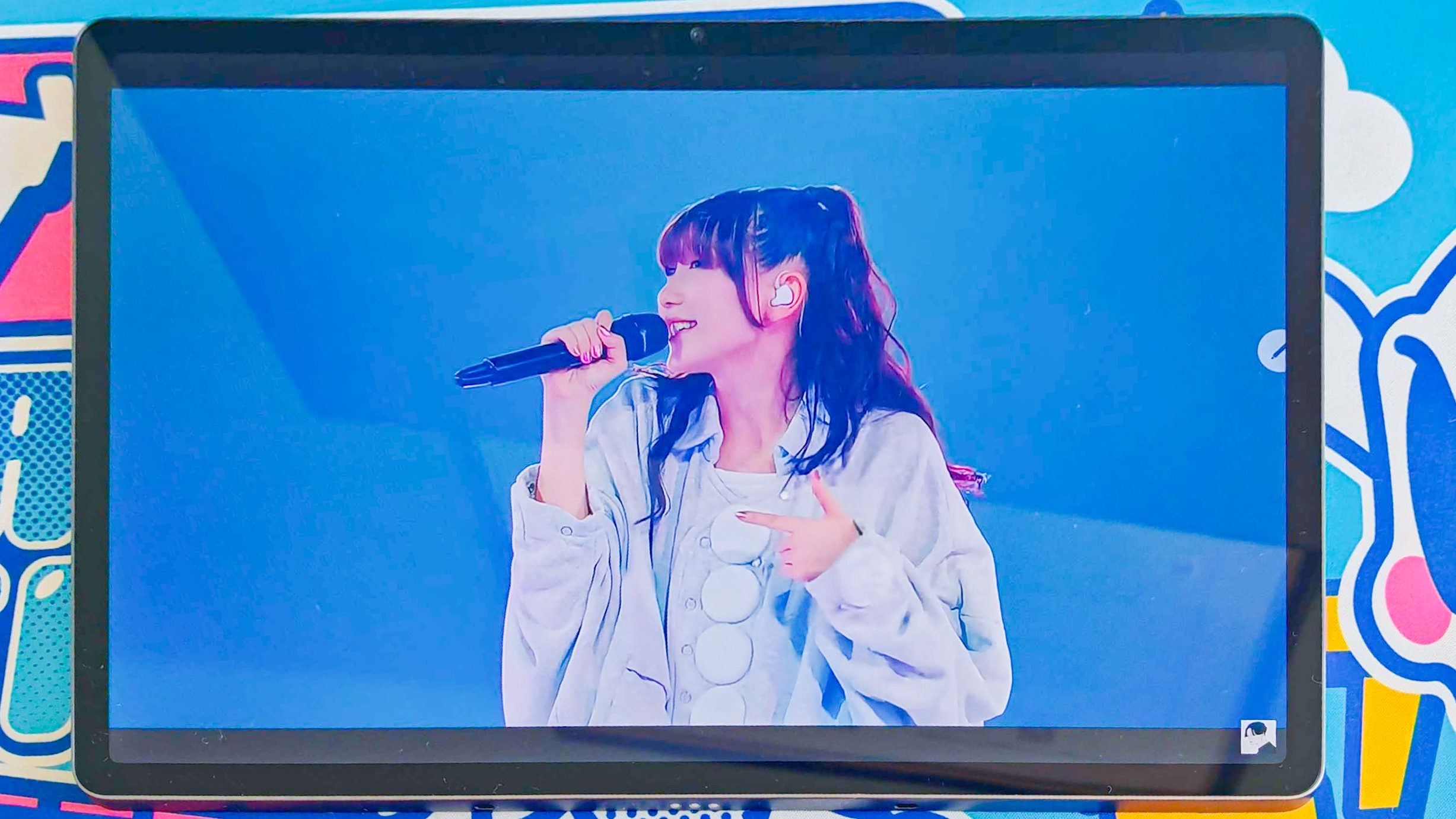 Lenovo Idea Tab Pro tablet with stylus showing front screen and back with cameras