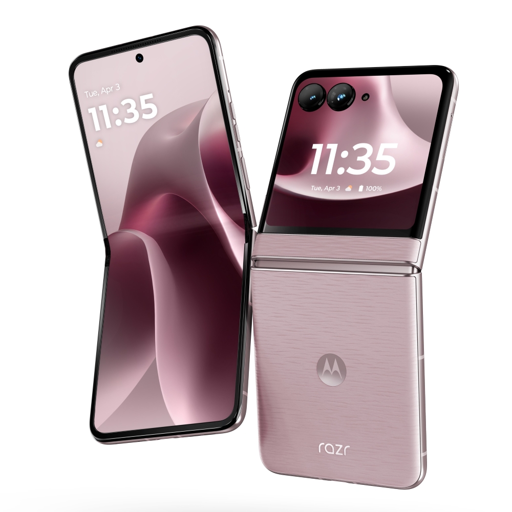 motorola razr 2026 renders