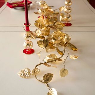 6' Gold Shiny Ivy Leaves Christmas Garland