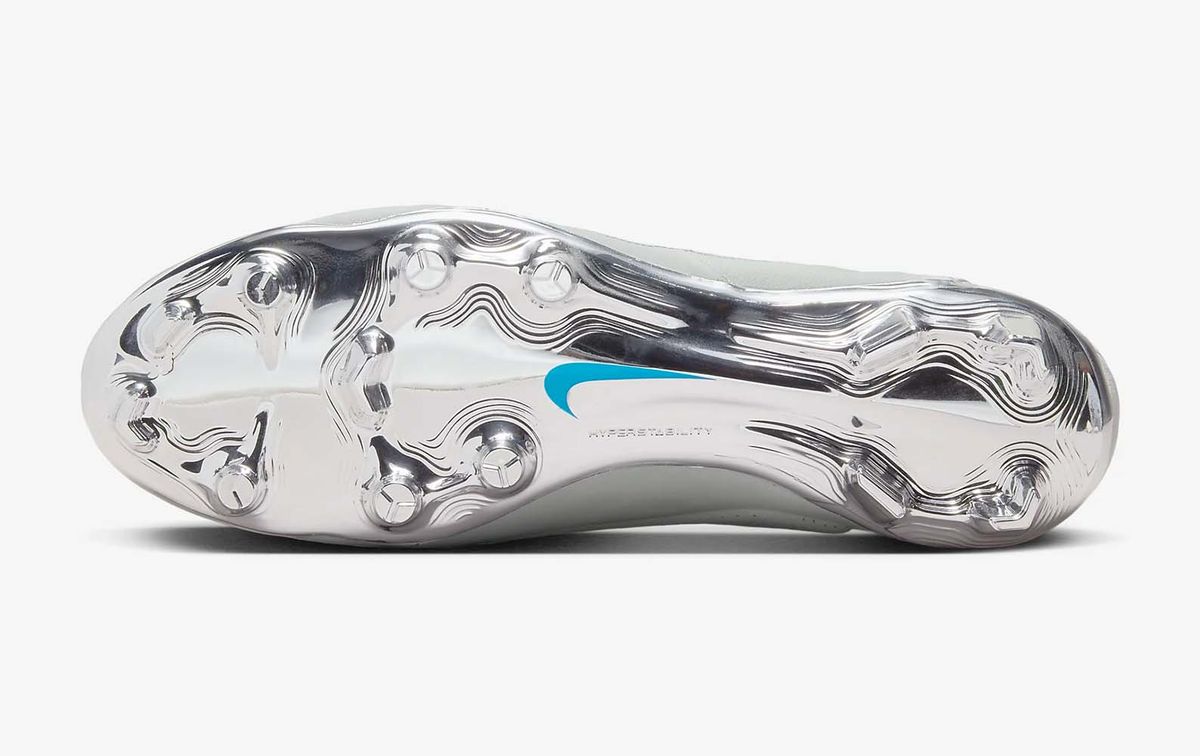 The Nike Tiempo Legend 9 Elite MI FG boots