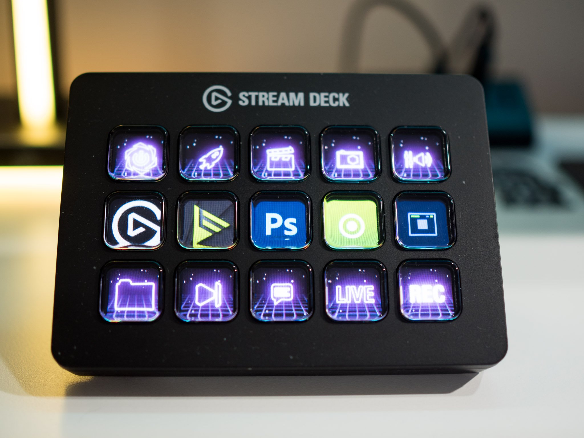 Elgato Stream Deck MK.2 review: Still the default choice for streamers ...