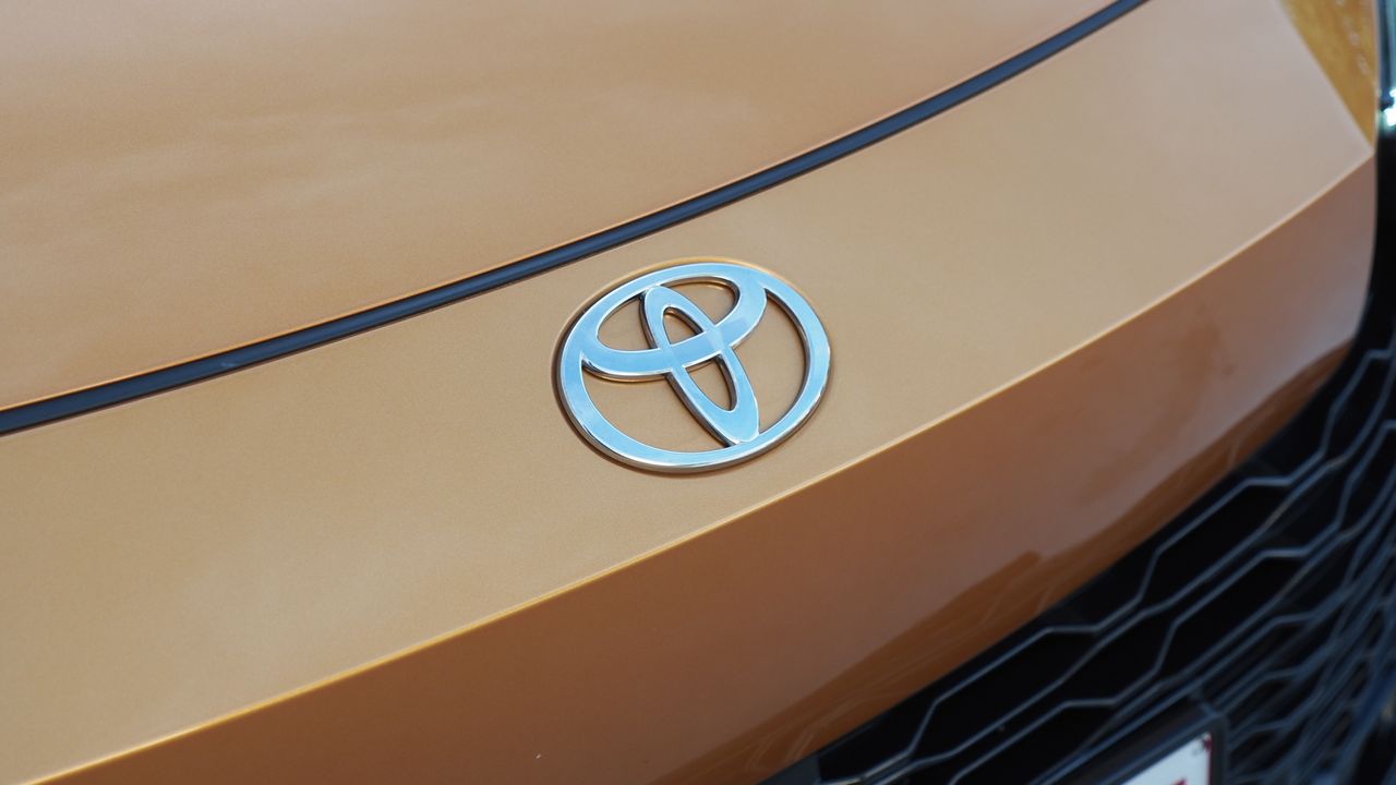 Toyota C-HR 2023