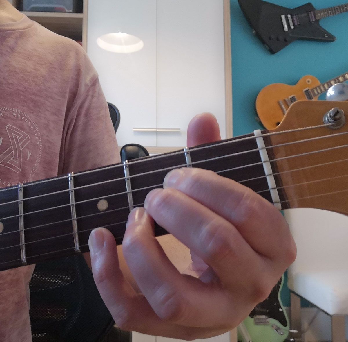 How to play an A chord on guitar: A major variations