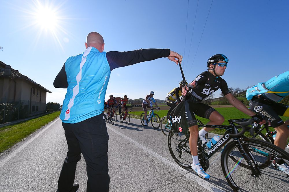Team Sky's Mikel Landa takes on food