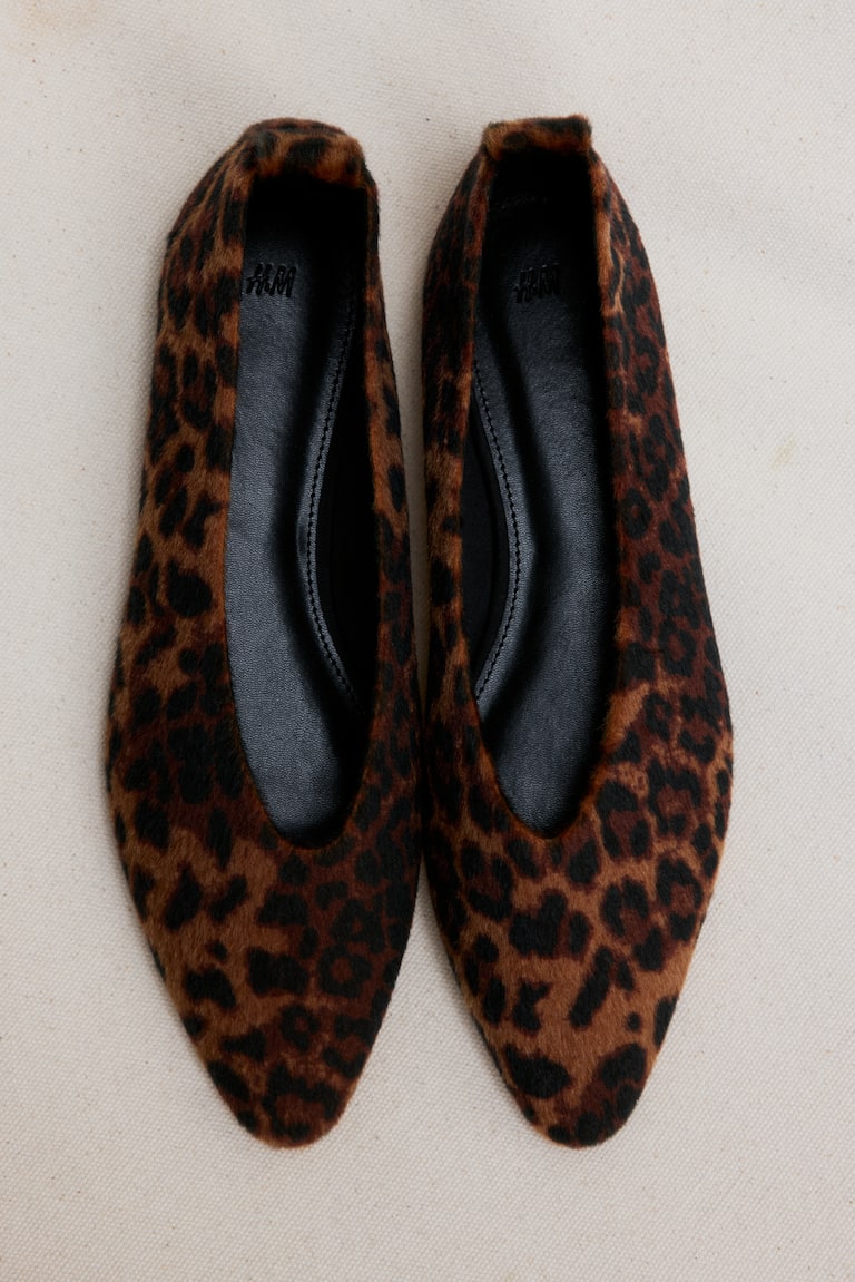 Pointed Ballet Flats