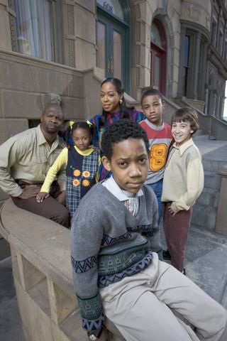 Tyler Williams, (back, l-r) Terry Crews, Imani Hakim, Tichina Arnold, Tequan Richmond and Vincent Martella star in EVERYBODY HATES CHRIS on UPN Fall 2005. This photo is provided for use in conjunction with the UPN Summer 2005 Press Tour being held in Beverly Hills, CA.