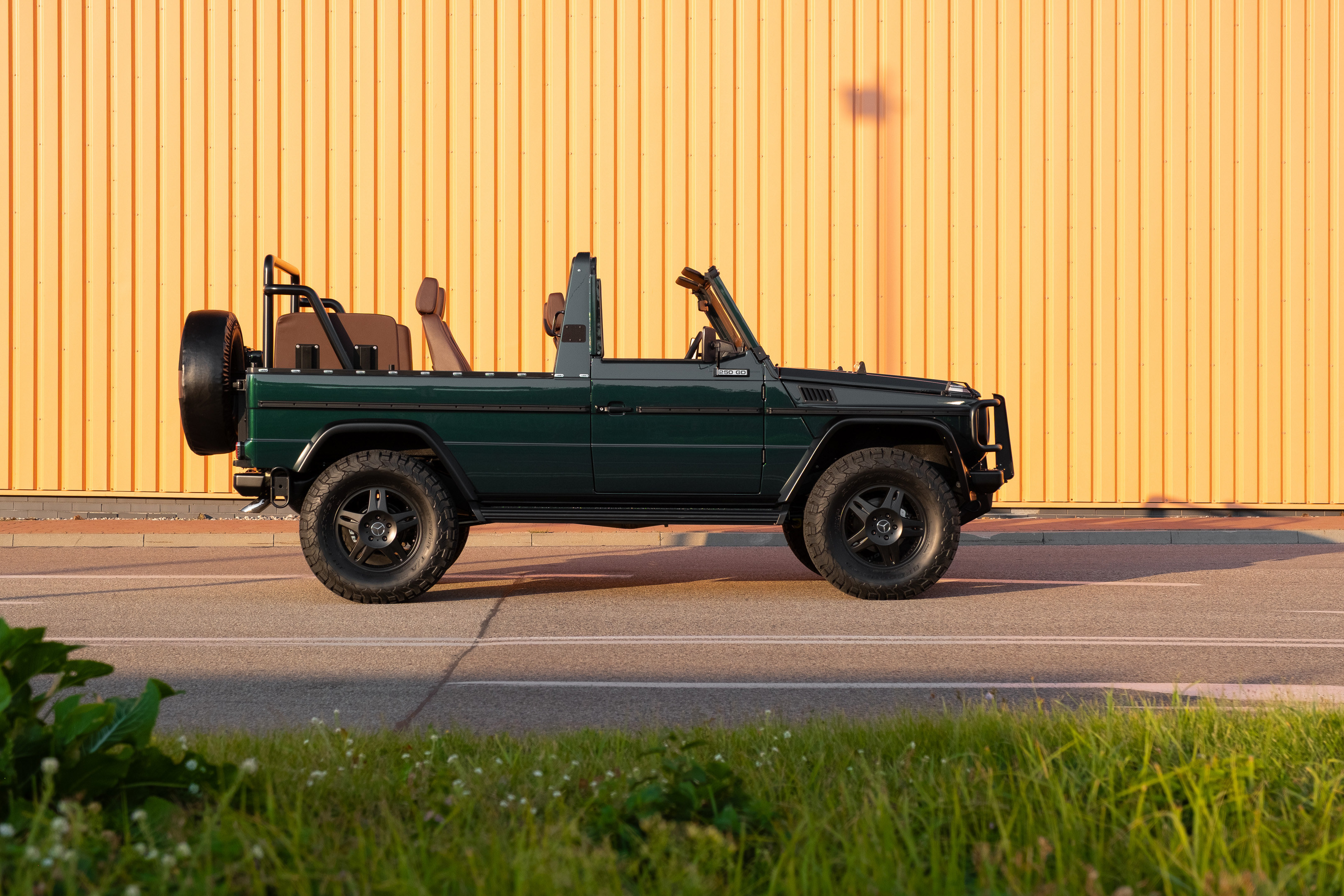 Expedition Motor Company Long Wheelbase Cabrio G-Wagen