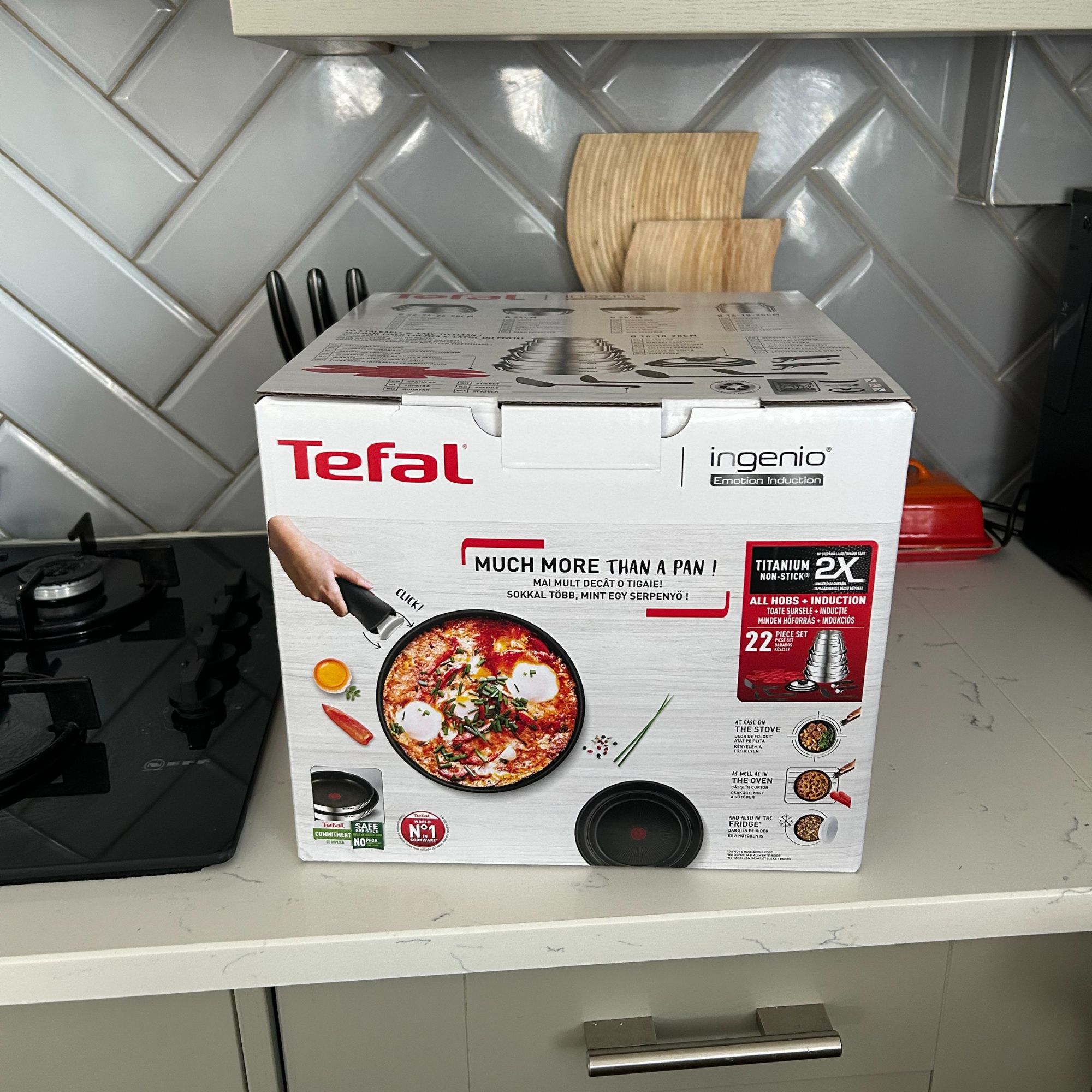 Tefal Ingenio Emotion 22-Piece Pan Set in box