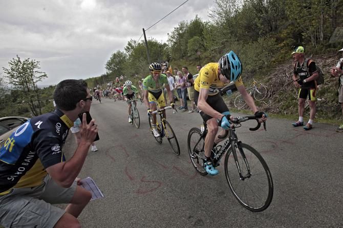 Chris Froome (Team Sky), Alberto Contador (Tinkoff - Saxo) and Wilco Kelderman (Belkin) on the Col du Beal